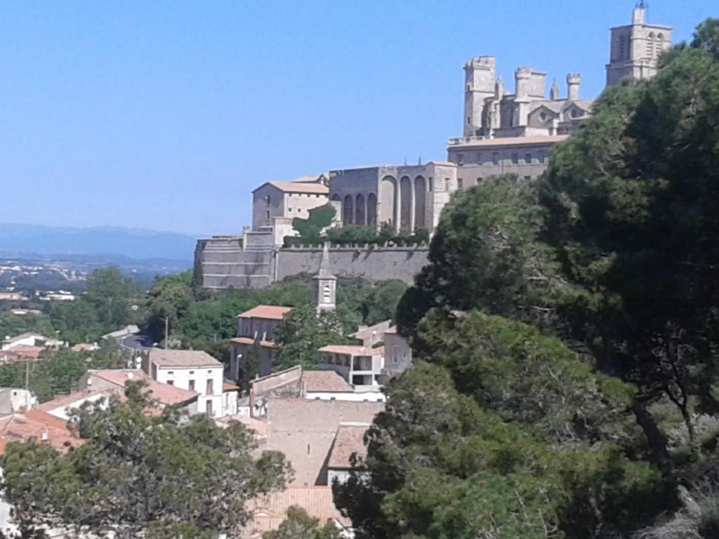 Venez Rever Beziers Centre Et Gare Il Y A Plus Cher Mais C Est Moins Bien Εξωτερικό φωτογραφία